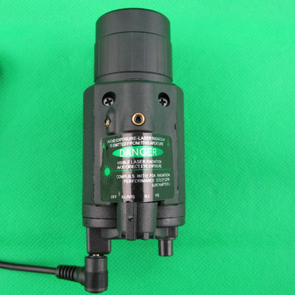 Tactical Handguard Mounting Light with Green Dot Laser